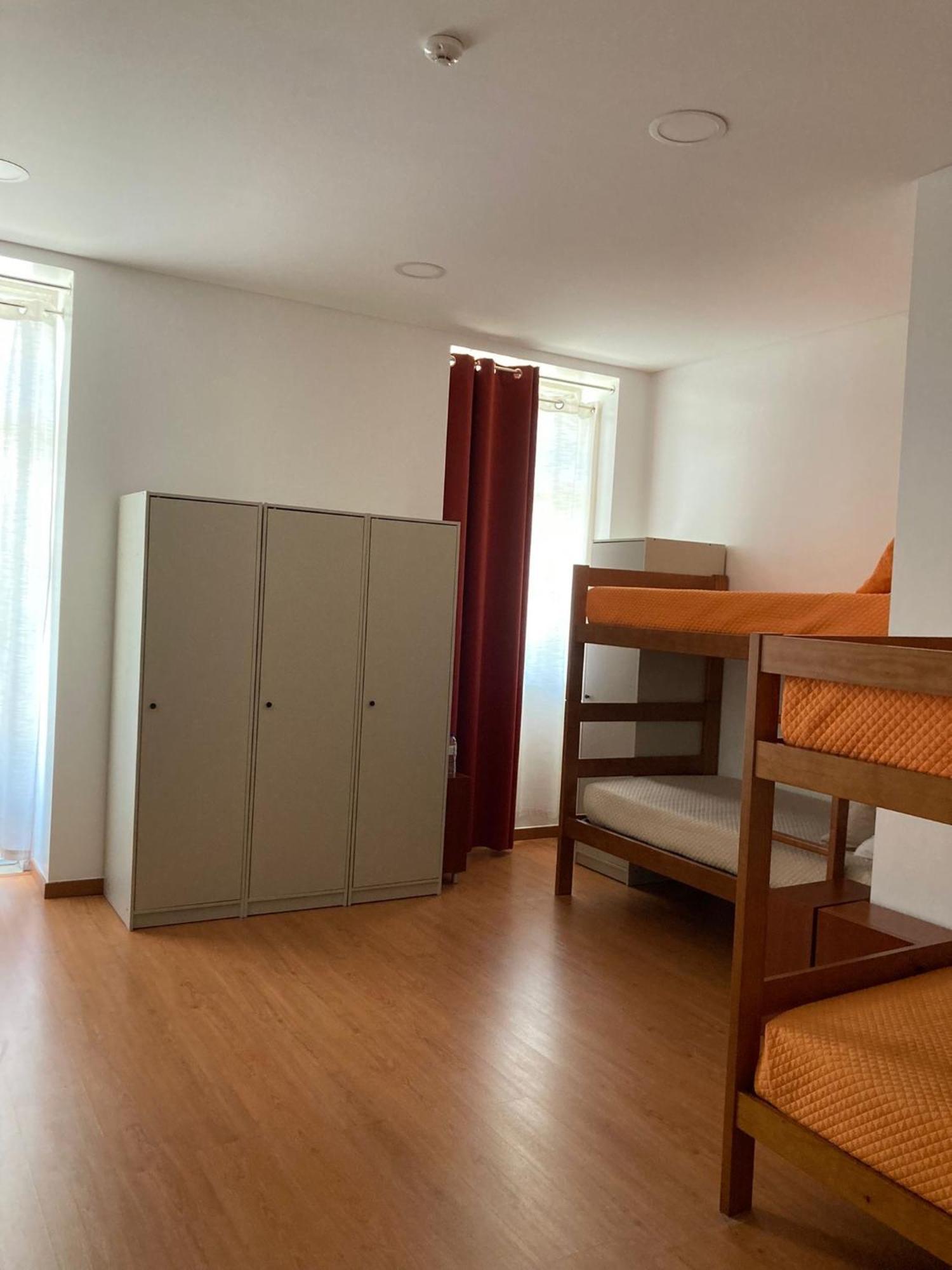 Russo'S Hostel 세투발 외부 사진